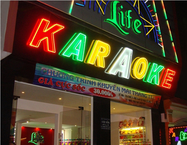 bien led mica hat sang chan cho quan karaoke