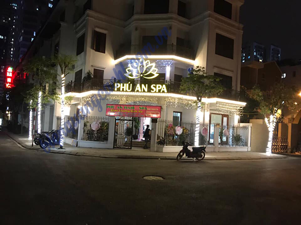 thi cong bien bang cho spa