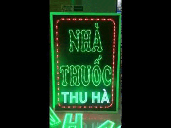 bien-led-vay-nha-thuoc-tai-ha-noi