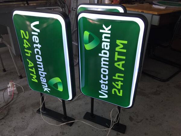 biển hộp đèn led