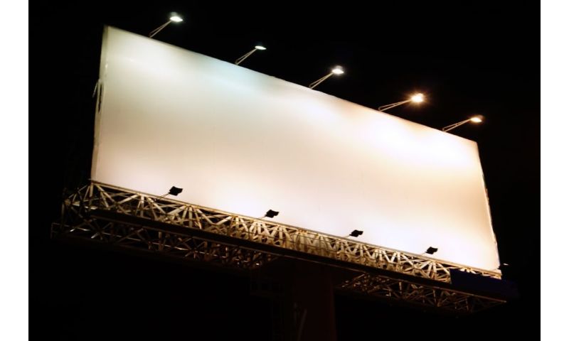 Đèn led hắt biển quảng cáo