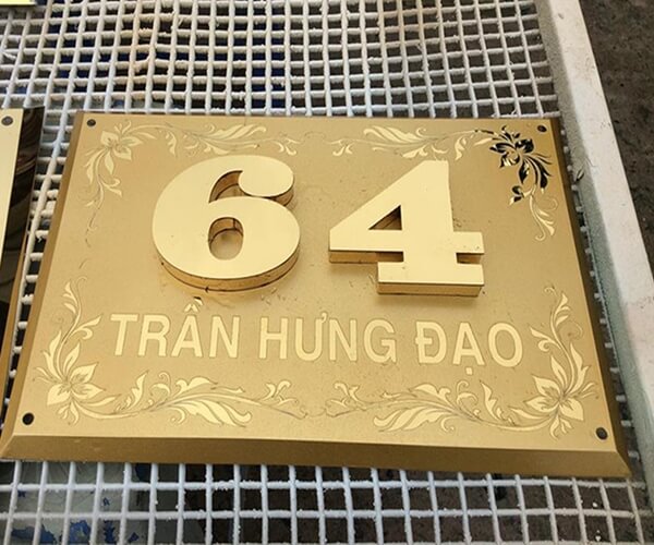Biển số nhà chữ nổi bằng đồng ăn mòn