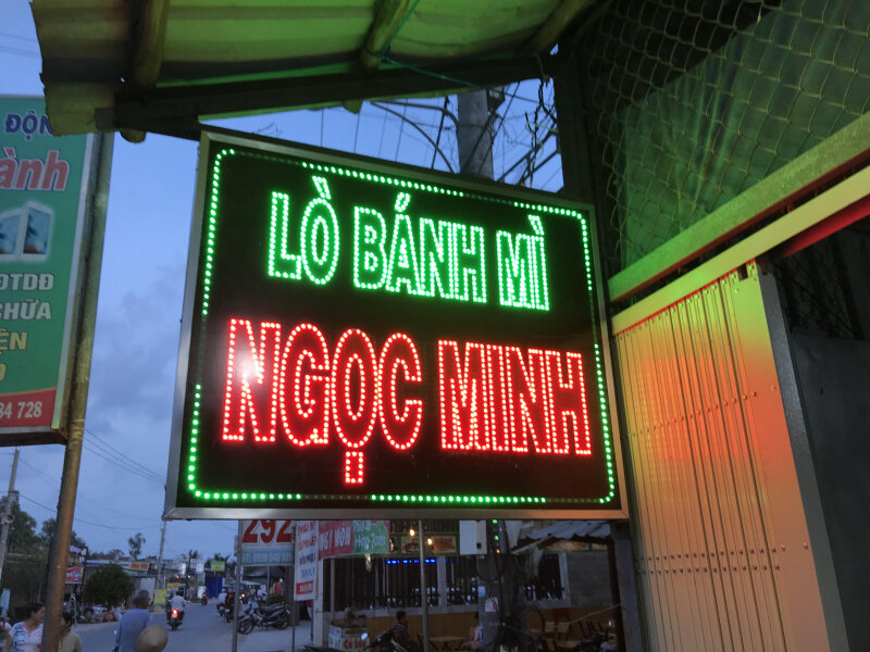 biển đèn led