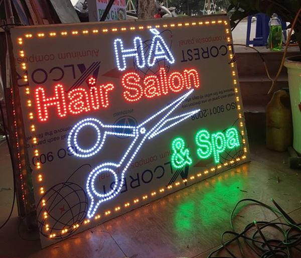 biển đèn led nhấp nháy