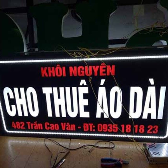 biển hiệu âm bản