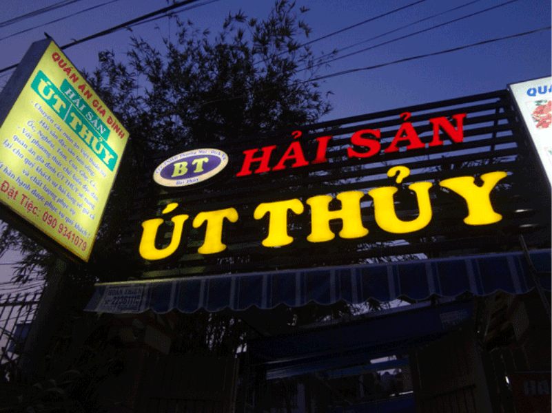 biển quảng cáo âm bản