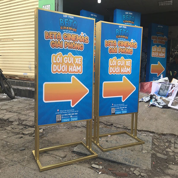 Biển hộp đèn đứng Hiflex