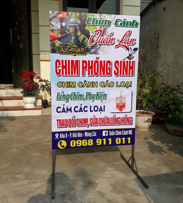 biển hiệu đứng in bạt