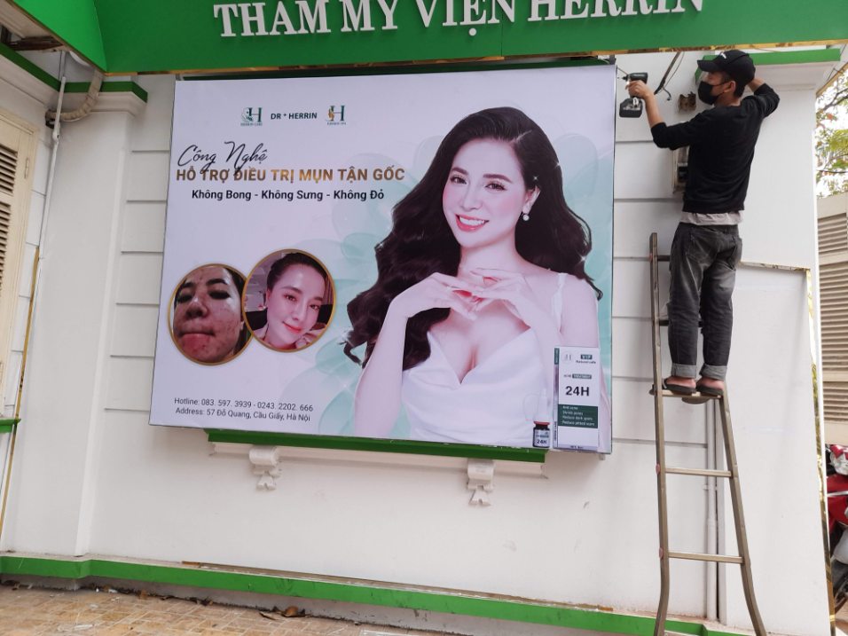 mẫu biển quảng cáo in bạt spa