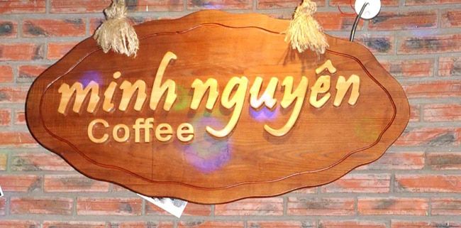 biển hiệu quán cafe bằng gỗ