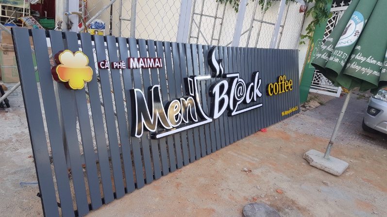 biển quảng cáo ăn vặt