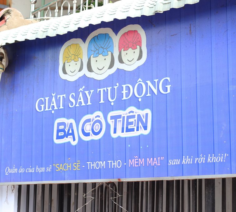 biển quảng cáo cho tiệm giặt sấy